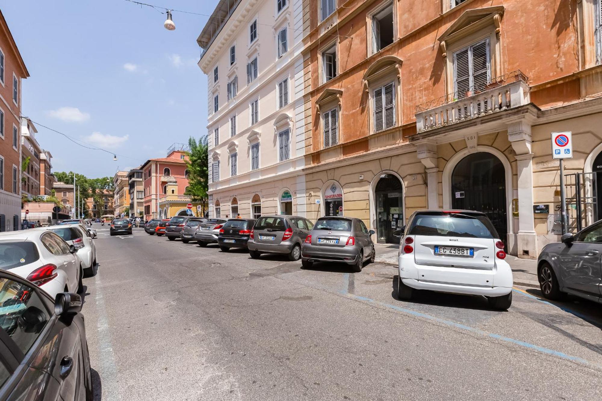 Bmga L Central Holiday House 2Bdr Near Vatican Rome Luaran gambar